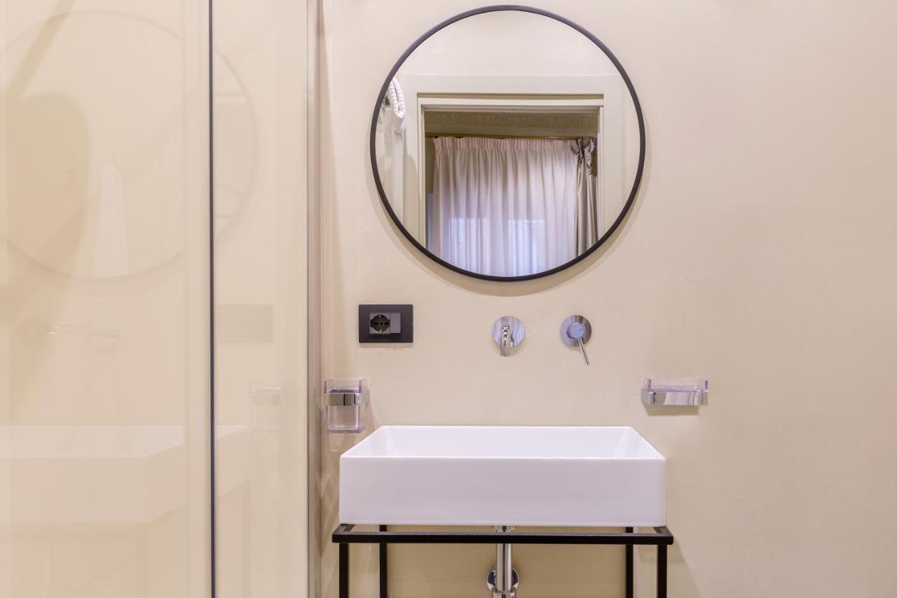 The Couper Colonna Hotel Рим Екстериор снимка